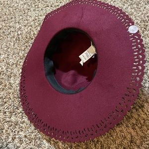 Womens hat